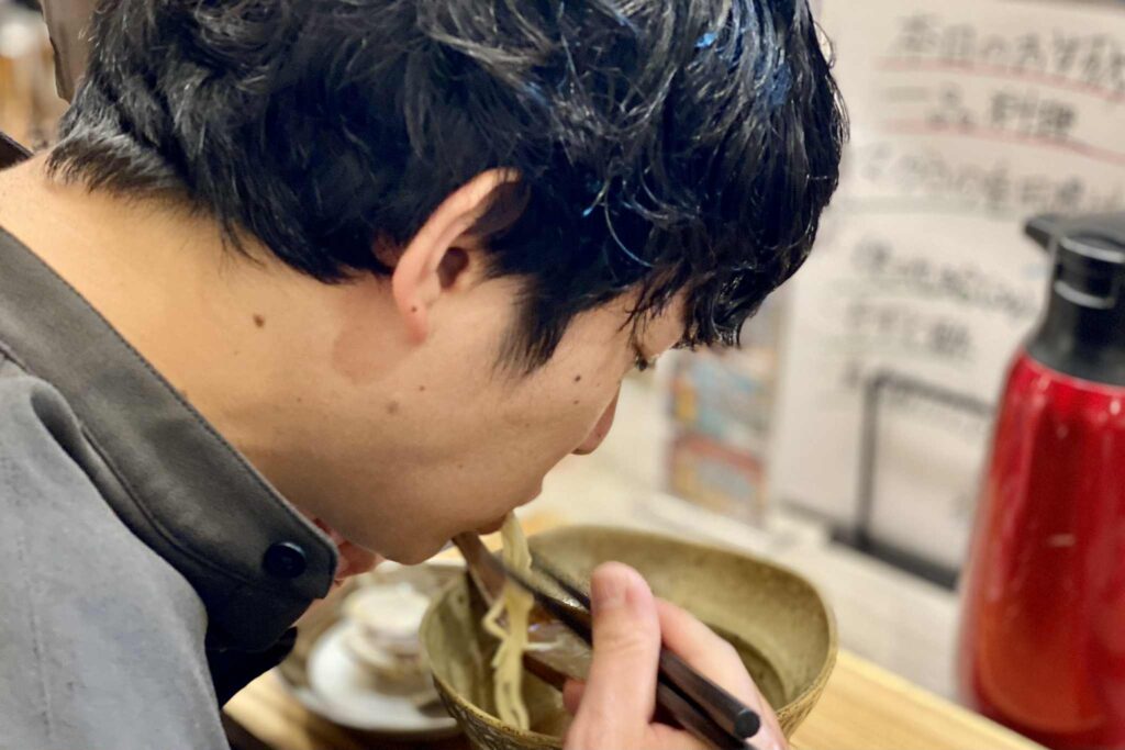ライター大嶺の実食直後の感想は「やさしっ」でした。